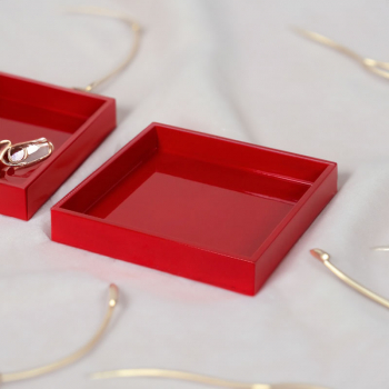 Mini Size Tray, square, paint Lacquer red side